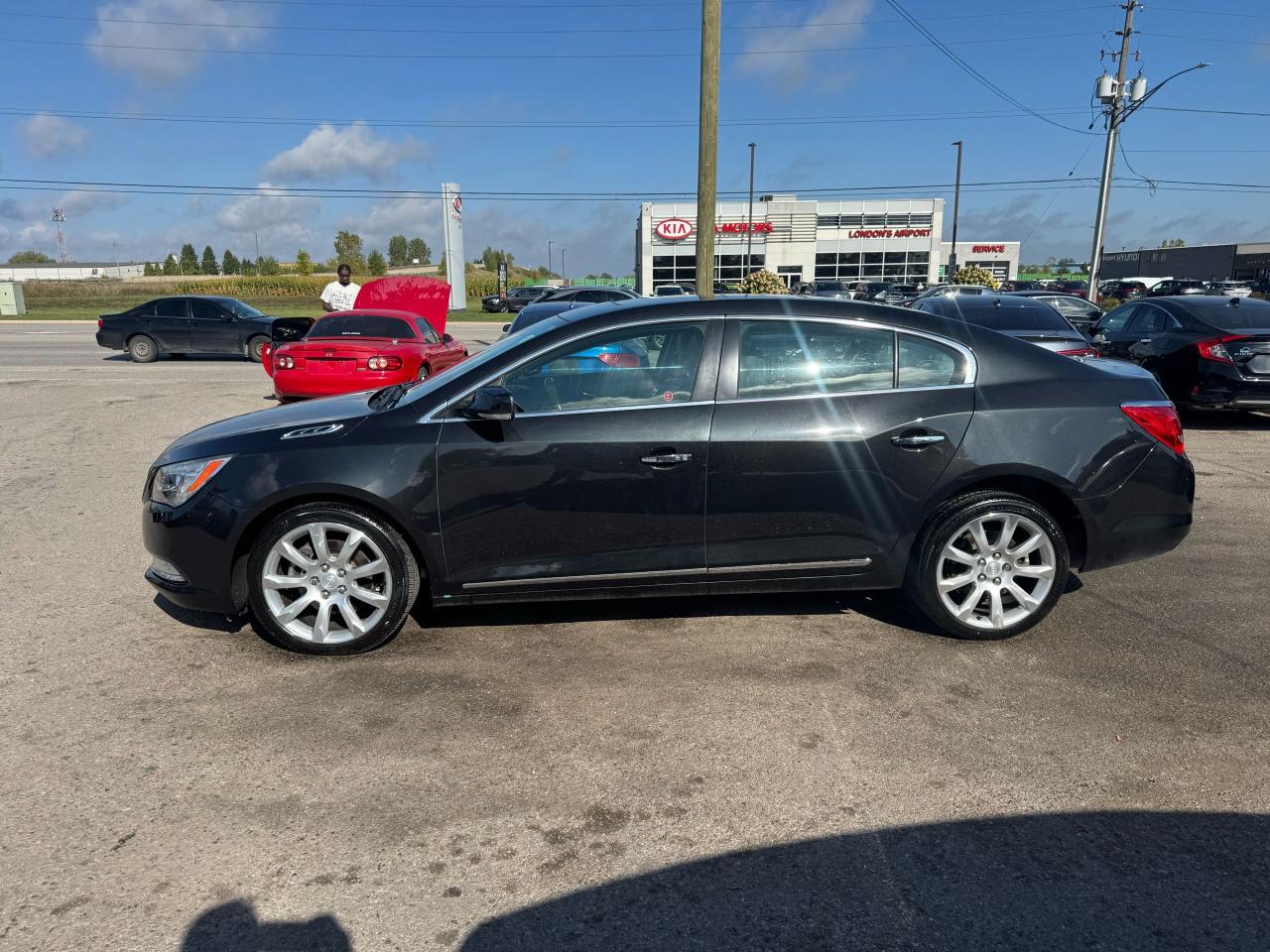 2014 Buick LaCrosse Premium II, V6, ONLY 56,000KMS, LOADED, CERTIFIED - Photo #2