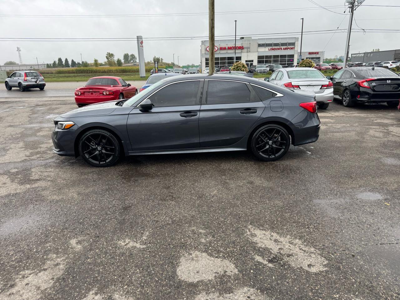 2022 Honda Civic LX, RIMS, APPLE CARPLAY, GREAT ON FUEL, CERTIFIED - Photo #2