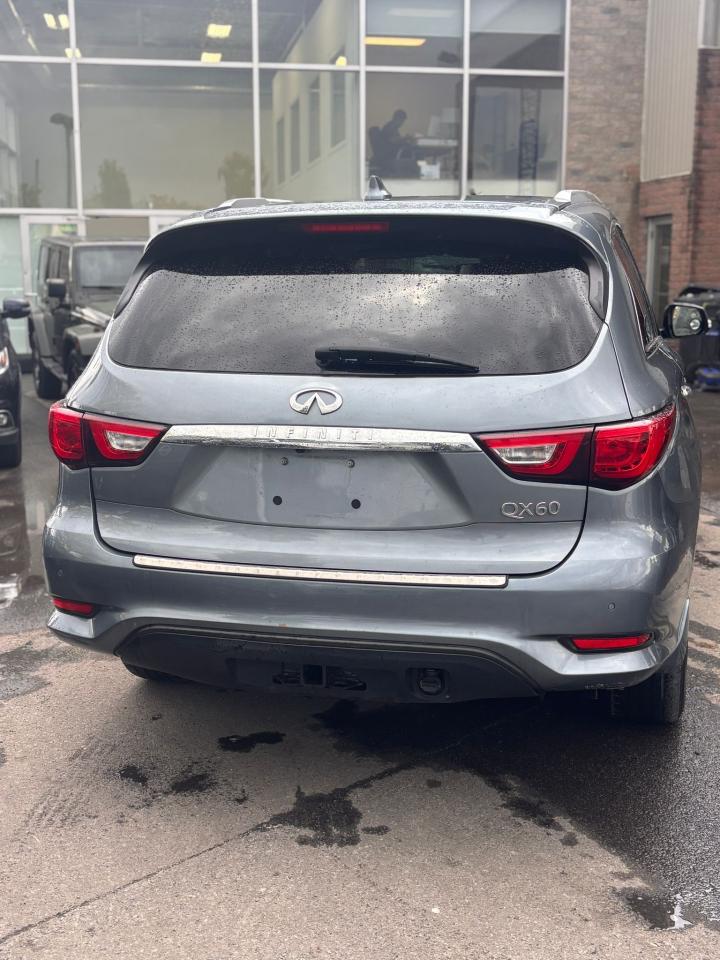 2017 Infiniti QX60  - Photo #4
