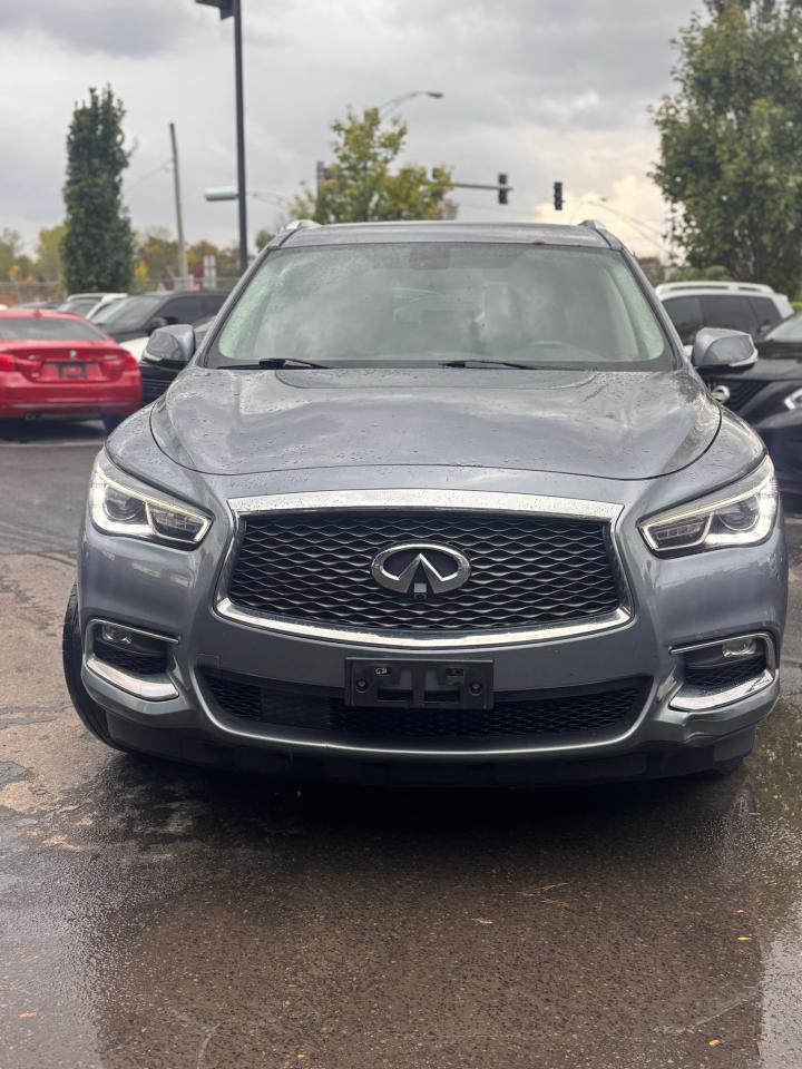 2017 Infiniti QX60  - Photo #1
