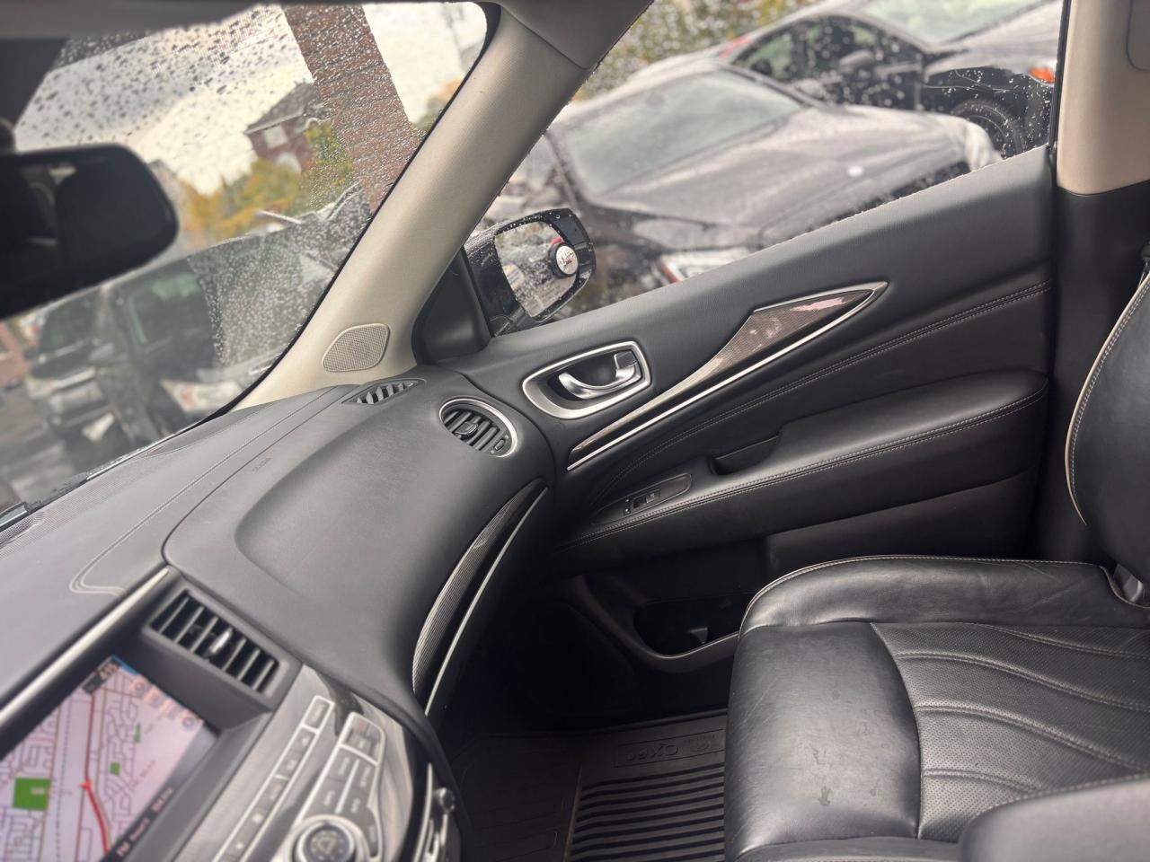 2017 Infiniti QX60  - Photo #13