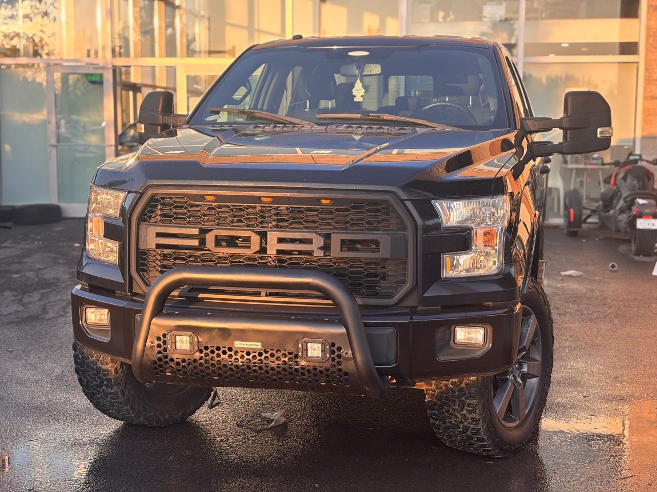 2016 Ford F-150 XLT - Photo #2