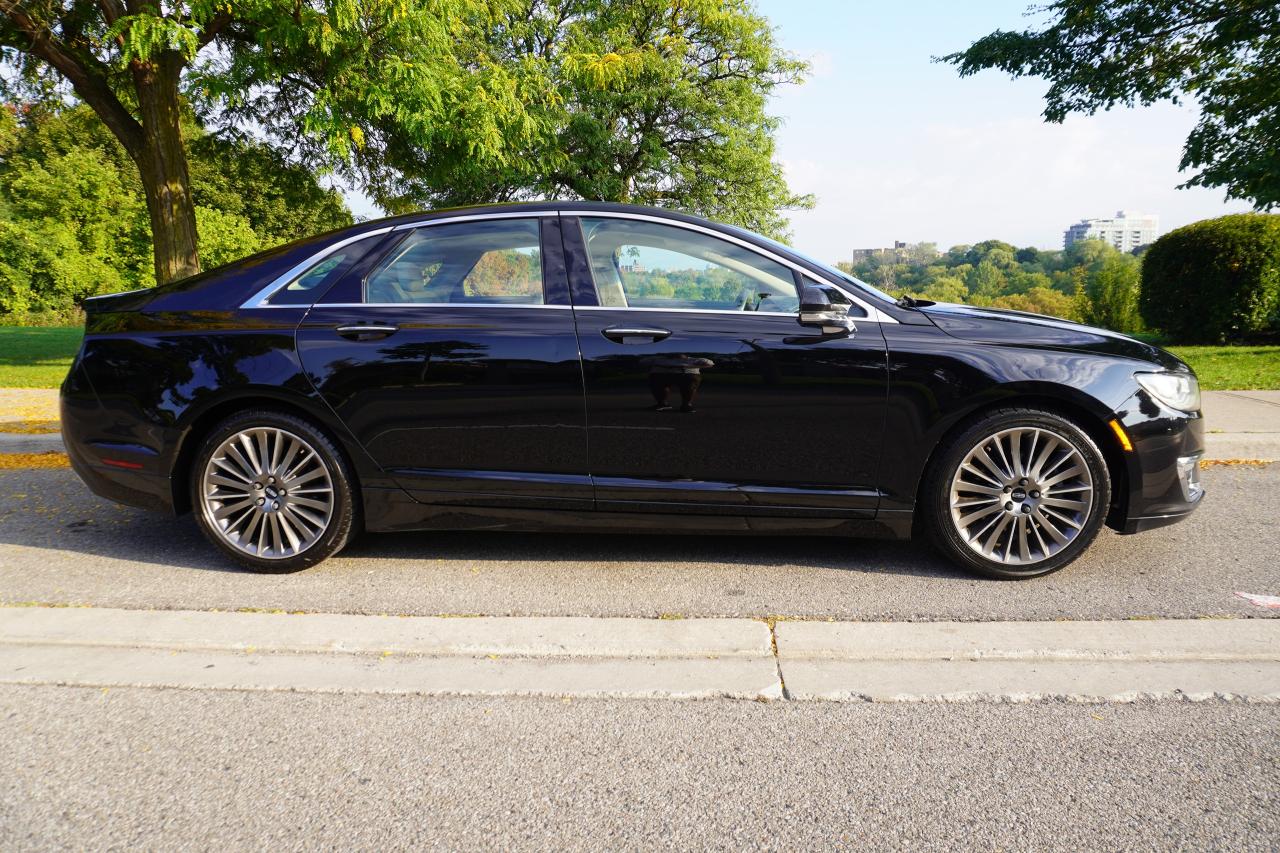 2018 Lincoln MKZ HYBRID / 1 OWNER / NO ACCIDENTS / DEALER SERVICED Photo4