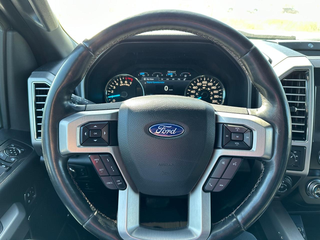 2020 Ford F-150 Platinum Photo5