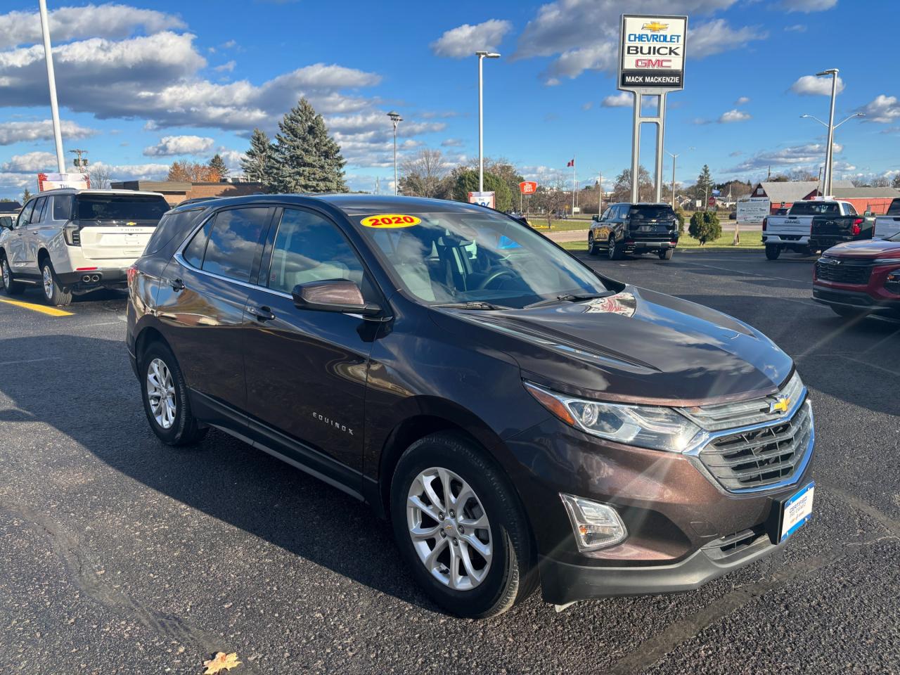 2020 Chevrolet Equinox 2020 Chevrolet Equinox LT FWD Photo