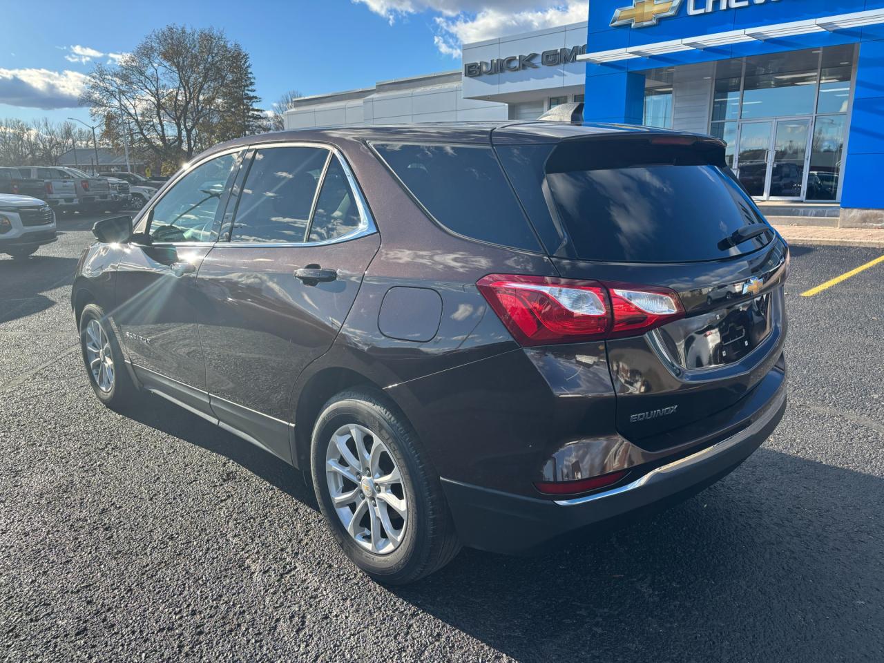 2020 Chevrolet Equinox 2020 Chevrolet Equinox LT FWD Photo