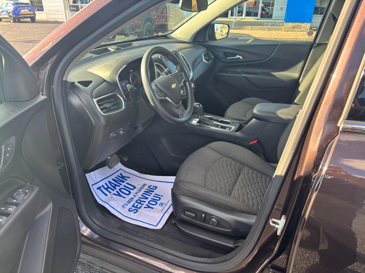 2020 Chevrolet Equinox 2020 Chevrolet Equinox LT FWD Photo