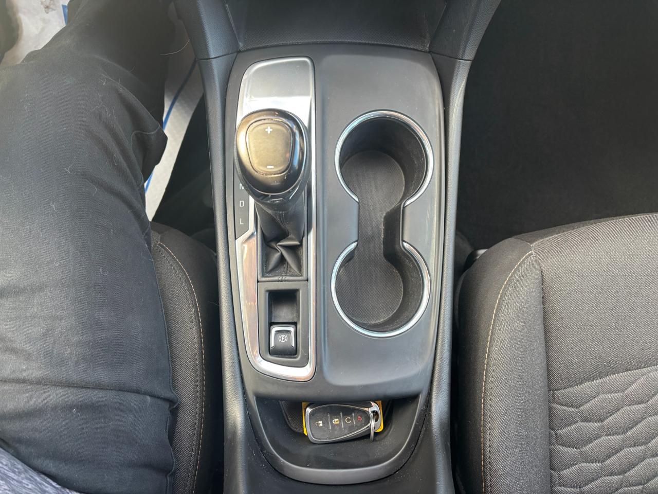 2020 Chevrolet Equinox 2020 Chevrolet Equinox LT FWD Photo