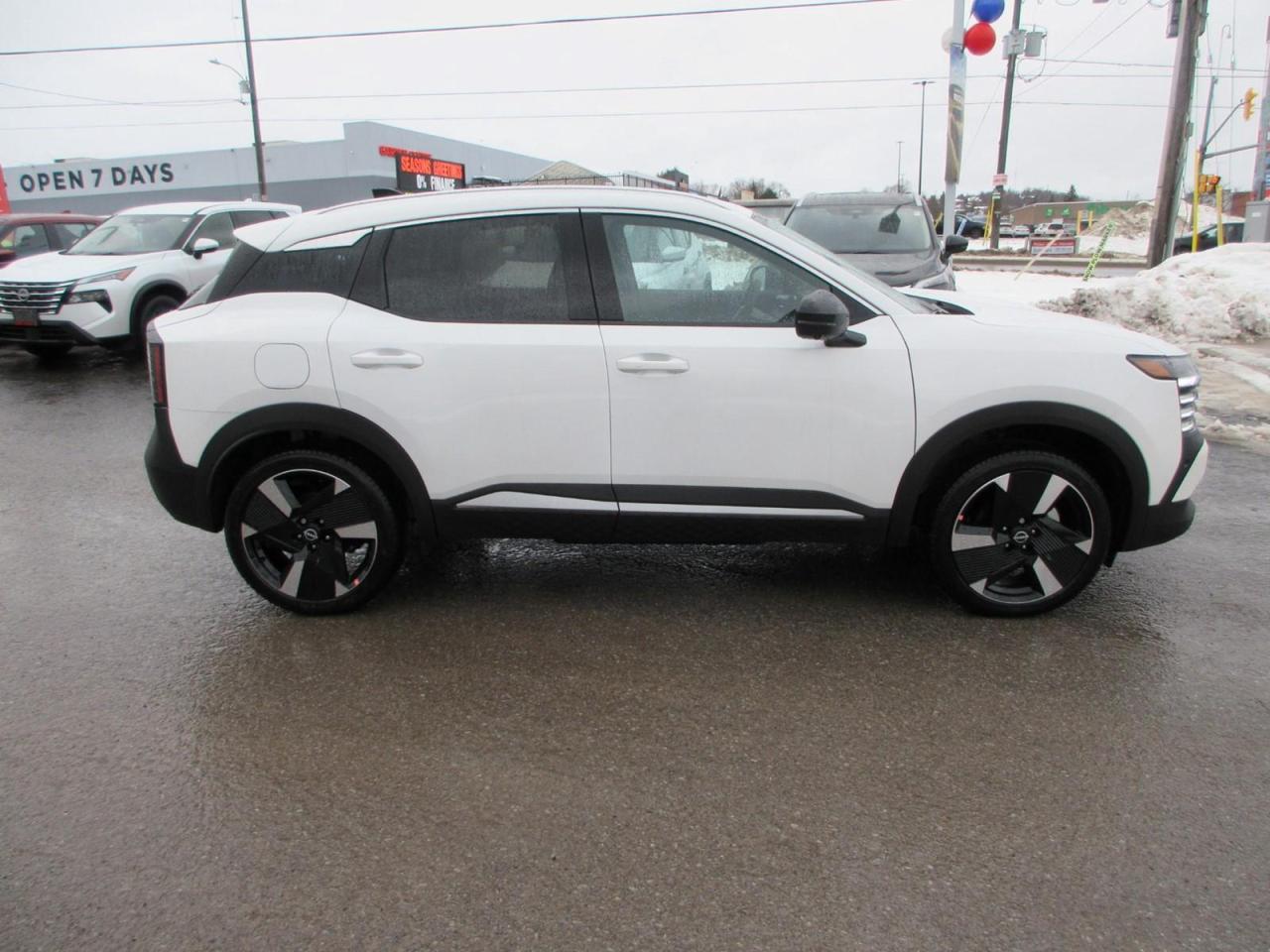 2026 Nissan Kicks SR Photo