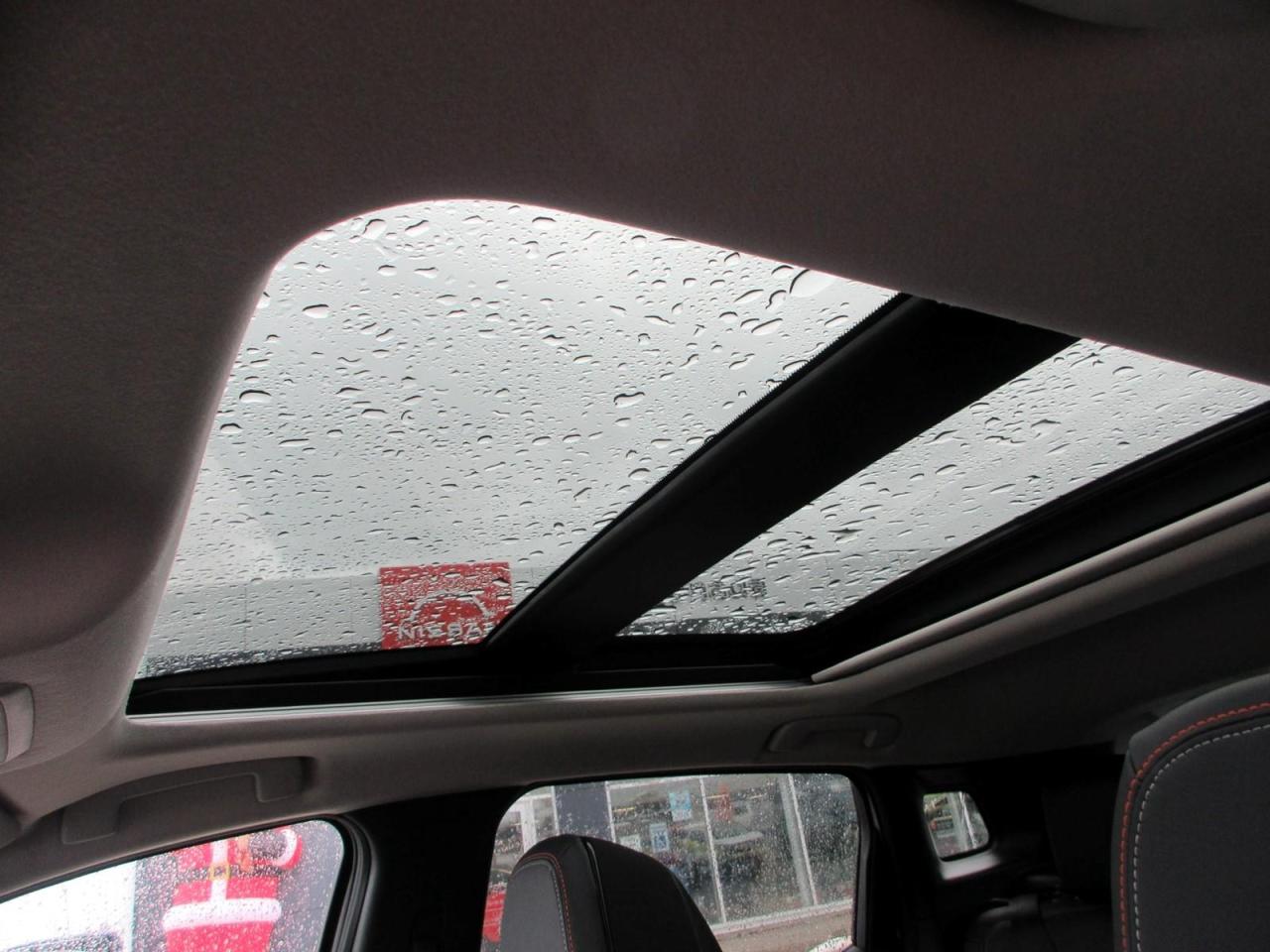 2026 Nissan Kicks SR Photo