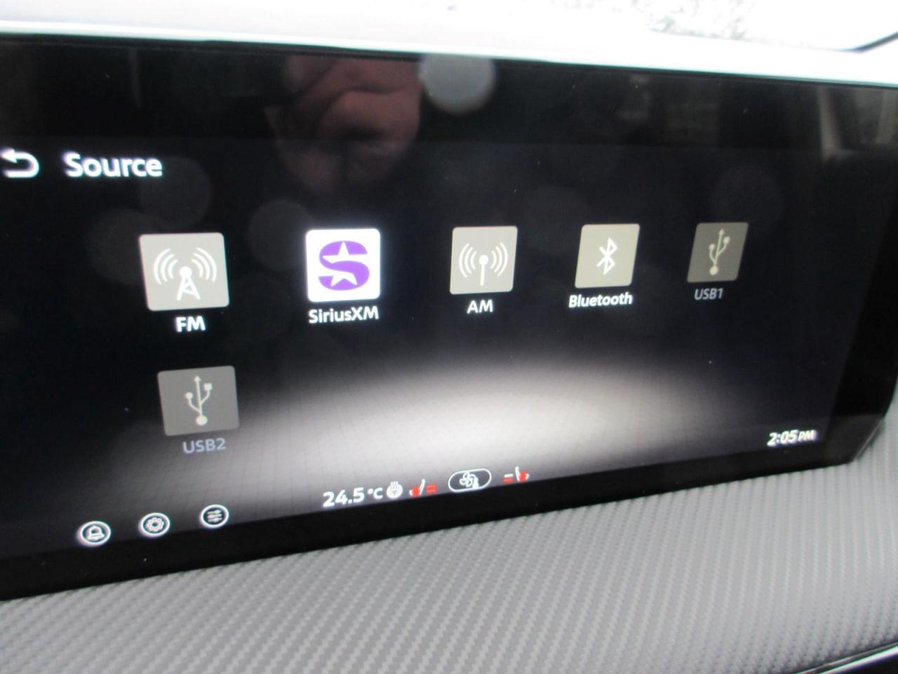 2026 Nissan Kicks SR Photo