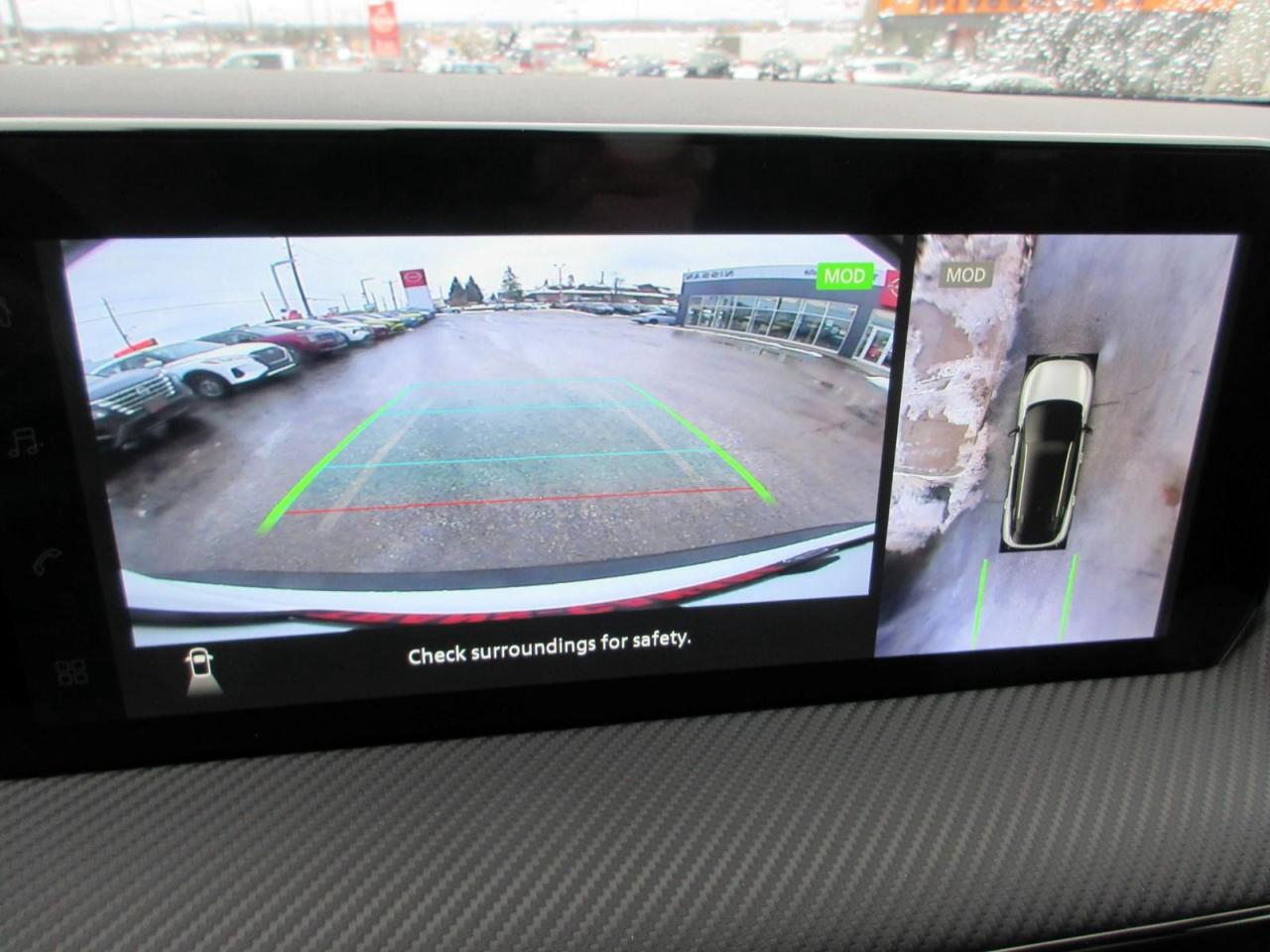 2026 Nissan Kicks SR Photo