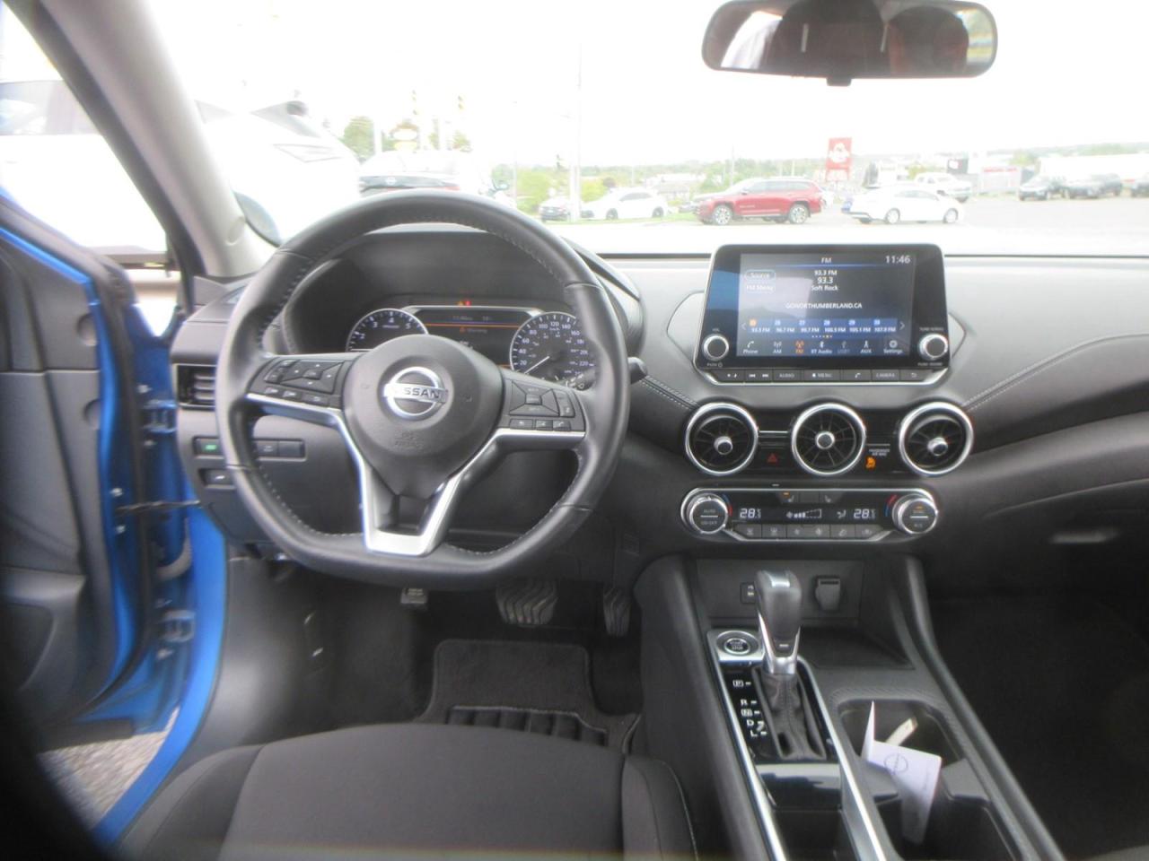 2022 Nissan Sentra SV Photo