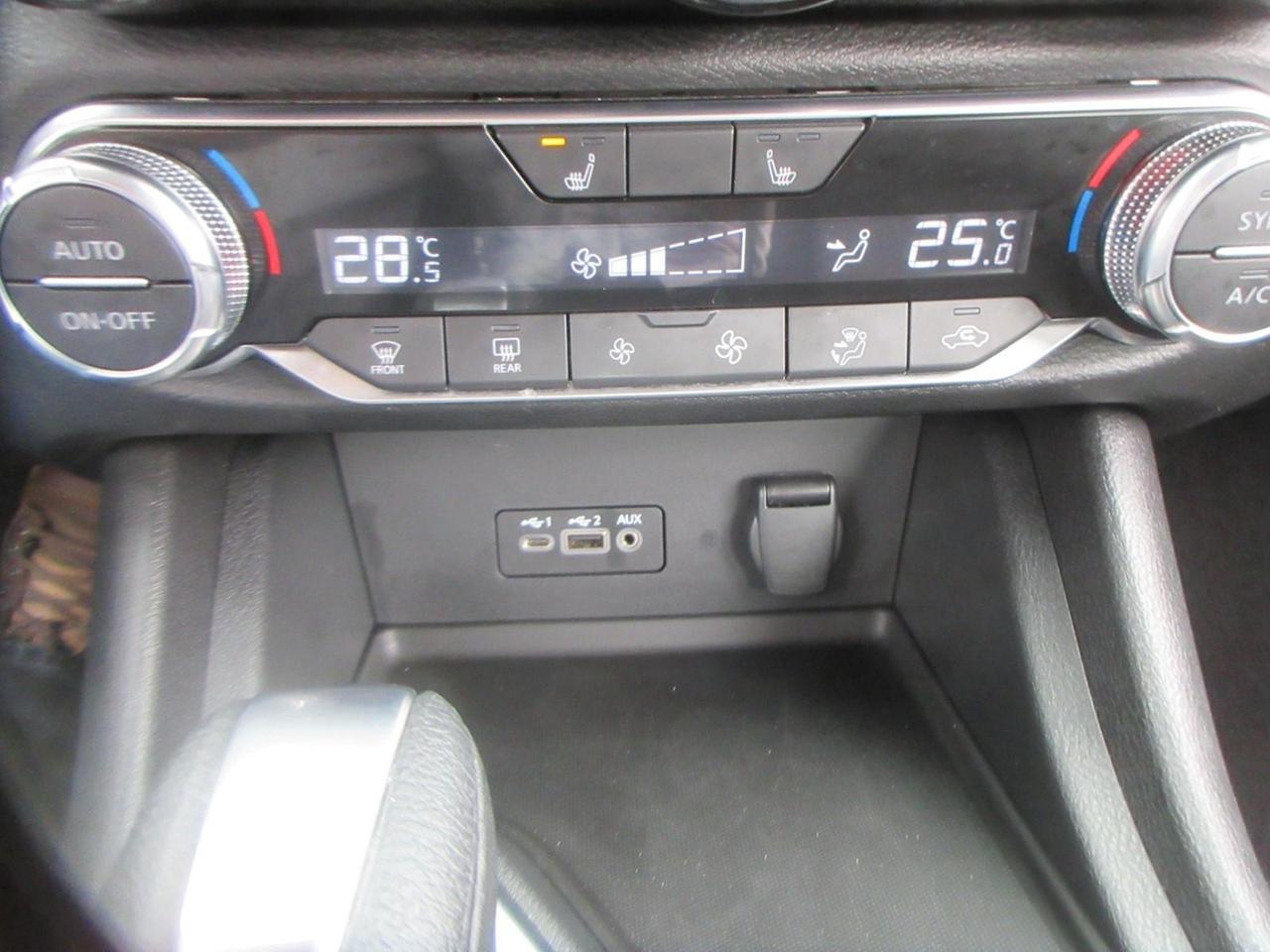 2022 Nissan Sentra SV Photo