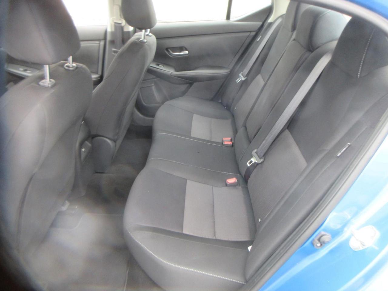 2022 Nissan Sentra SV Photo