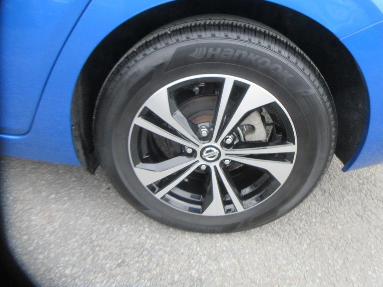 2022 Nissan Sentra SV Photo