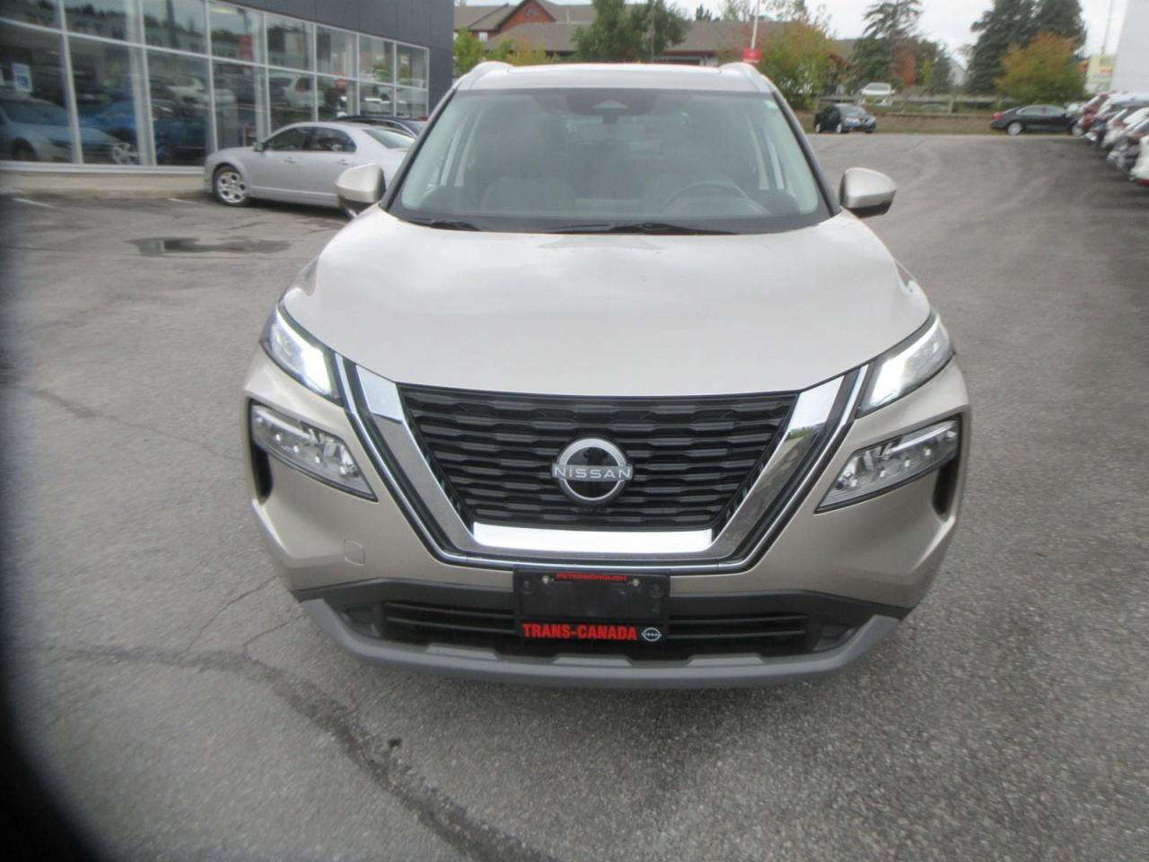 2023 Nissan Rogue SV MOONROOF Photo