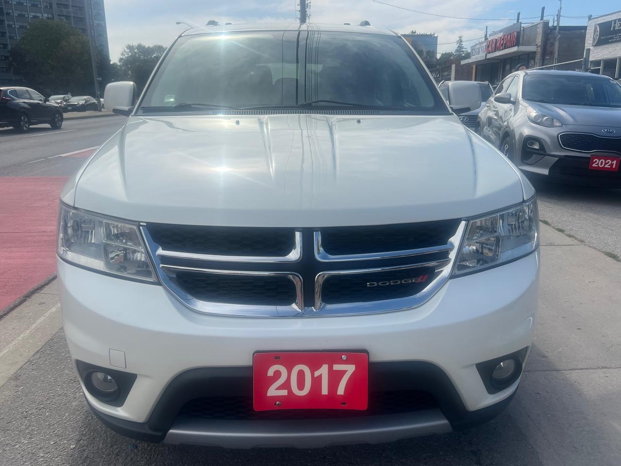 2017 Dodge Journey GT PKG-LEATHER-NAV-BACK CAM- SUNROOF &MORE - Photo #2