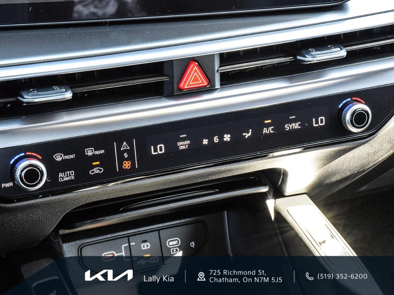 2026 Kia Sorento Hybrid 2026 Kia Sorento Hybrid EX | Dealership Demo | Qualifies for New Incentives Photo