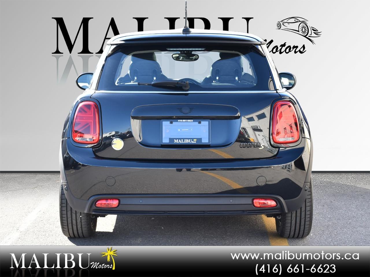 2024 MINI Cooper Cooper SE Photo4