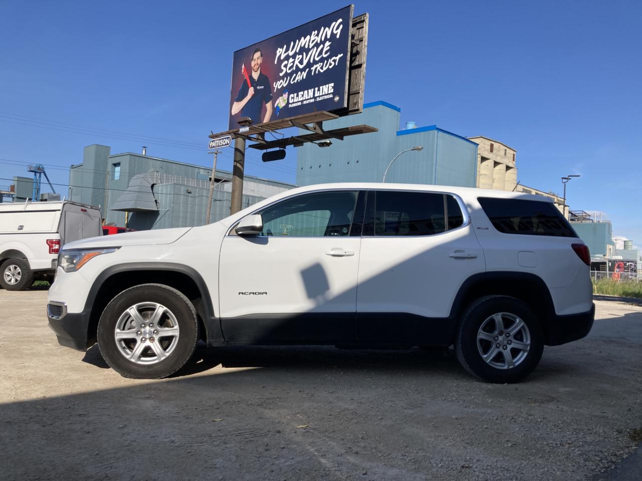 2017 GMC Acadia SLE - Photo #3