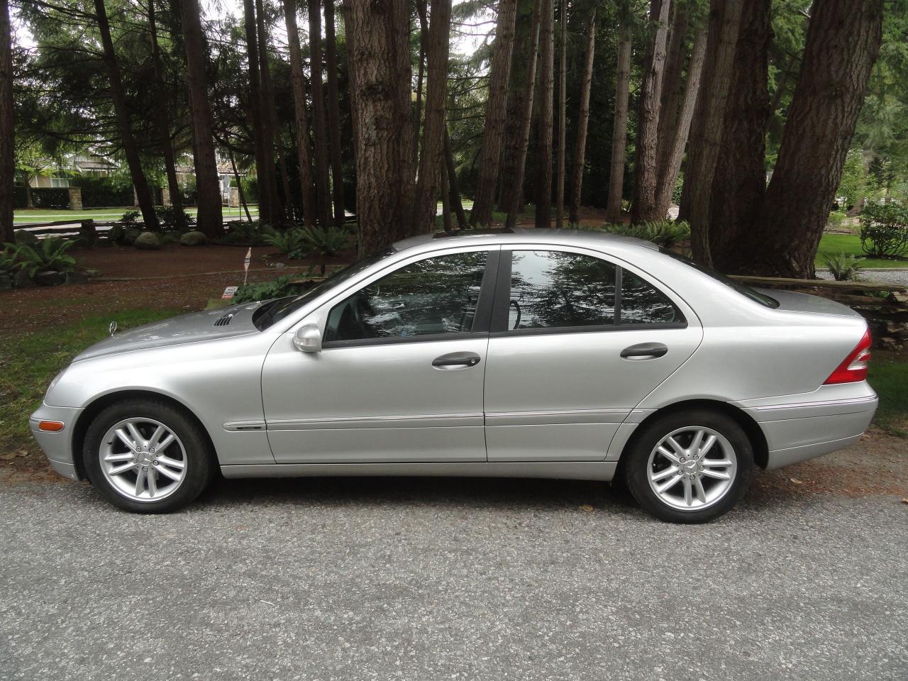 2004 Mercedes-Benz C240 ONLY 71000 KM / DOC FEE ONLY $195.00 - Photo #2