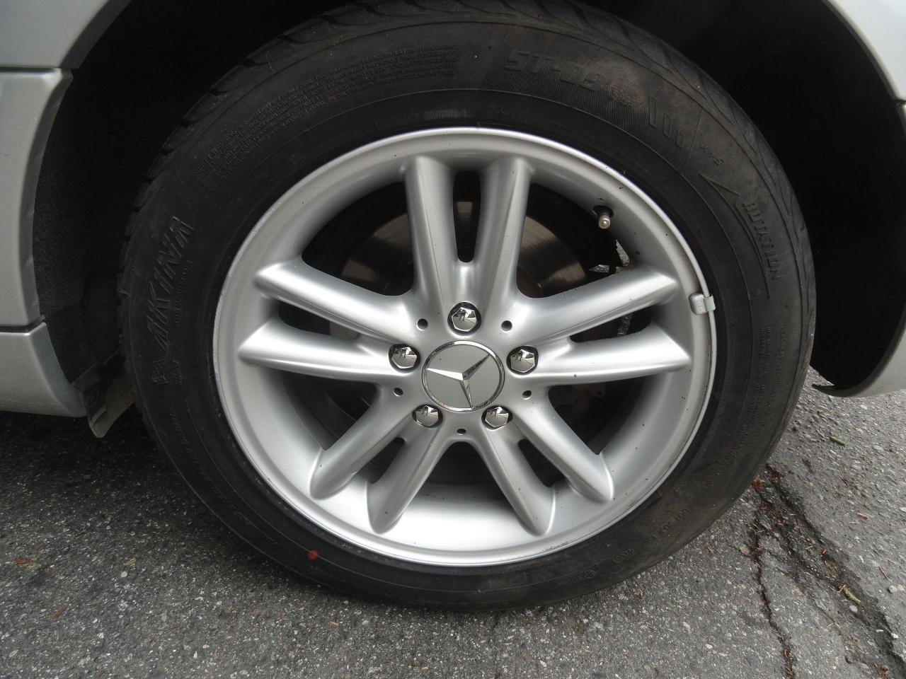 2004 Mercedes-Benz C240 ONLY 71000 KM / DOC FEE ONLY $195.00 - Photo #12