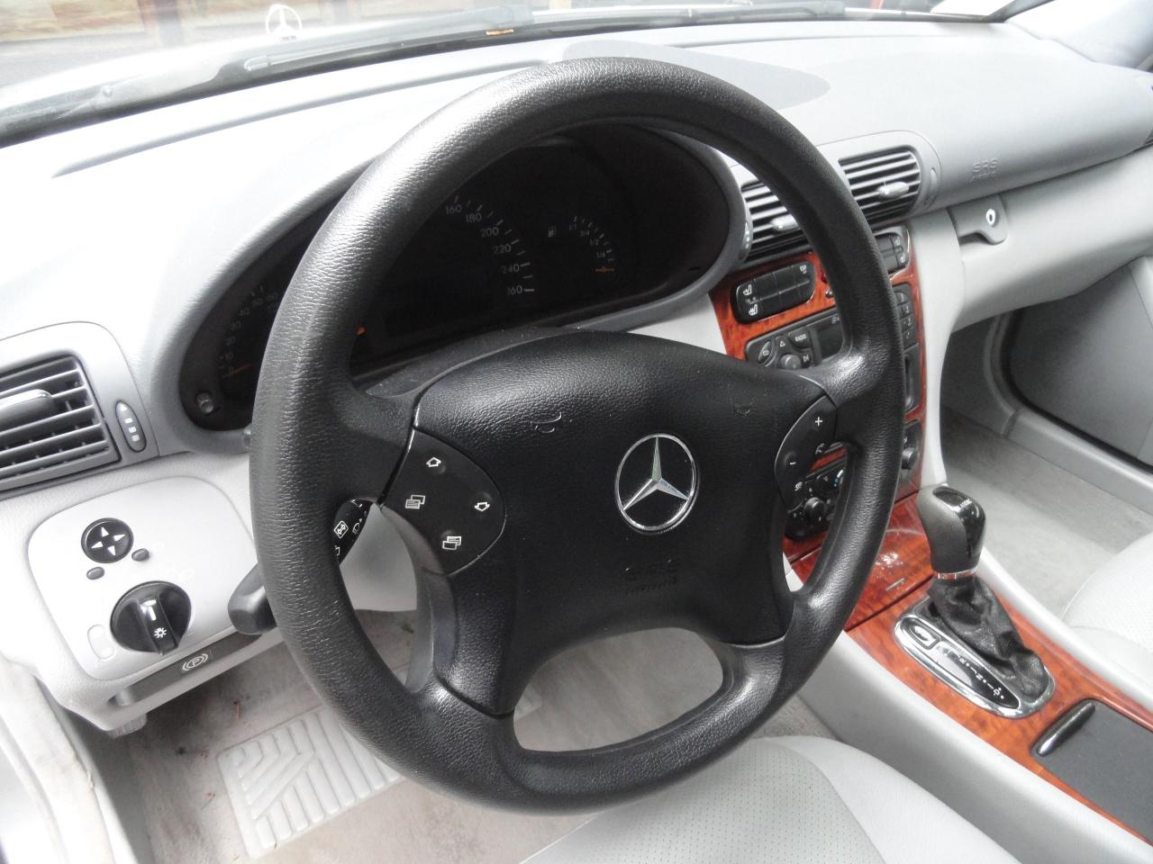 2004 Mercedes-Benz C240 ONLY 71000 KM / DOC FEE ONLY $195.00 - Photo #25