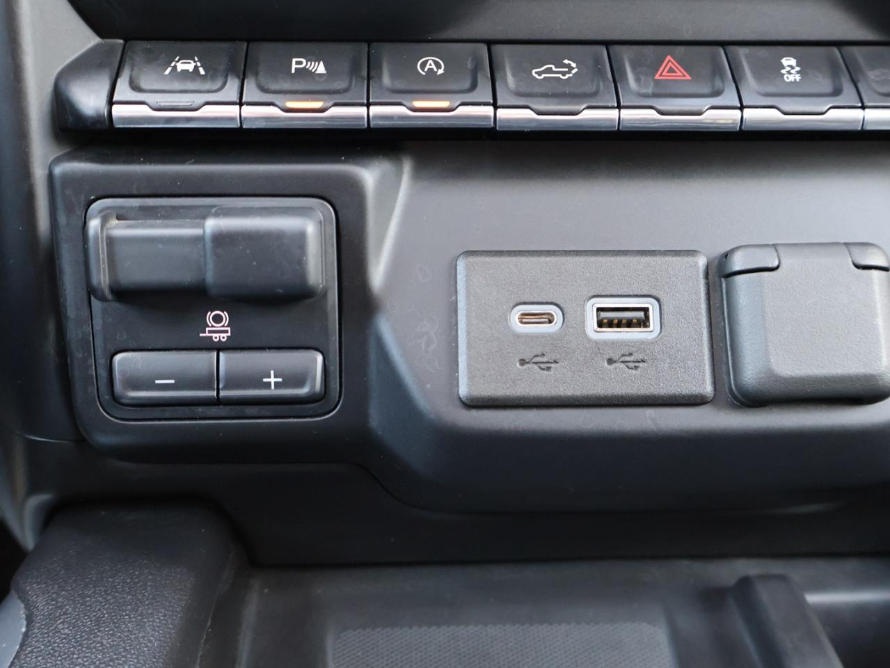 2020 Chevrolet Silverado 1500 HIGH COUNTRY CREW 4WD CERTIFIED *CHEVY MAINTAIN* CAMERA NAV BLUETOOTH LEATHER HEATED SEATS SUNROOF CRUISE ALLOYS - Photo #34