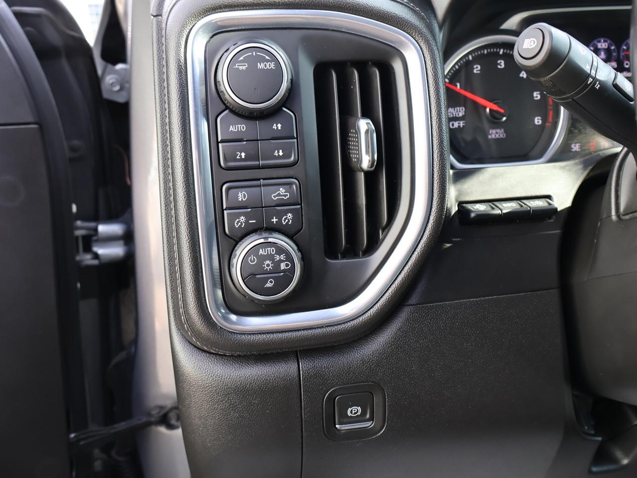 2020 Chevrolet Silverado 1500 HIGH COUNTRY CREW 4WD CERTIFIED DIESEL *CHEVY MAINTAIN* CAMERA NAV BLUETOOTH LEATHER HEATED SEATS SUNROOF CRUISE ALLOYS Photo