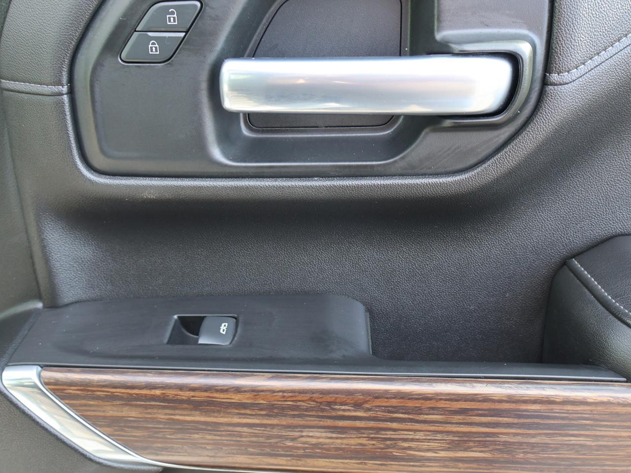 2020 Chevrolet Silverado 1500 HIGH COUNTRY CREW 4WD CERTIFIED DIESEL *CHEVY MAINTAIN* CAMERA NAV BLUETOOTH LEATHER HEATED SEATS SUNROOF CRUISE ALLOYS Photo