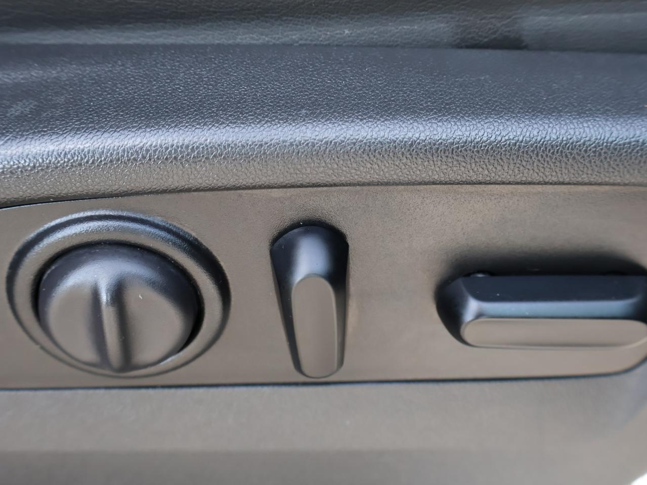 2020 Chevrolet Silverado 1500 HIGH COUNTRY CREW 4WD CERTIFIED DIESEL *CHEVY MAINTAIN* CAMERA NAV BLUETOOTH LEATHER HEATED SEATS SUNROOF CRUISE ALLOYS Photo