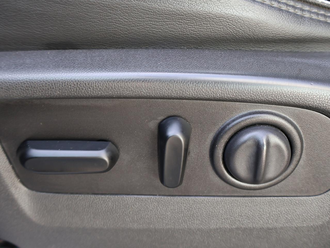 2020 Chevrolet Silverado 1500 HIGH COUNTRY CREW 4WD CERTIFIED DIESEL *CHEVY MAINTAIN* CAMERA NAV BLUETOOTH LEATHER HEATED SEATS SUNROOF CRUISE ALLOYS Photo