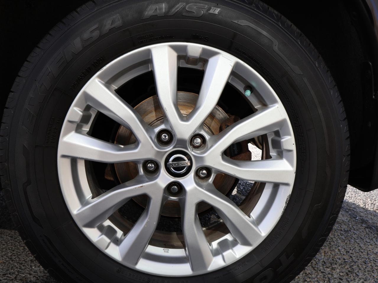 2017 Nissan Rogue SV AWD CERTIFIED *ACCIDENT FREE* CAMERA BLUETOOTH HEATED SEATS PANO ROOF CRUISE ALLOYS - Photo #39