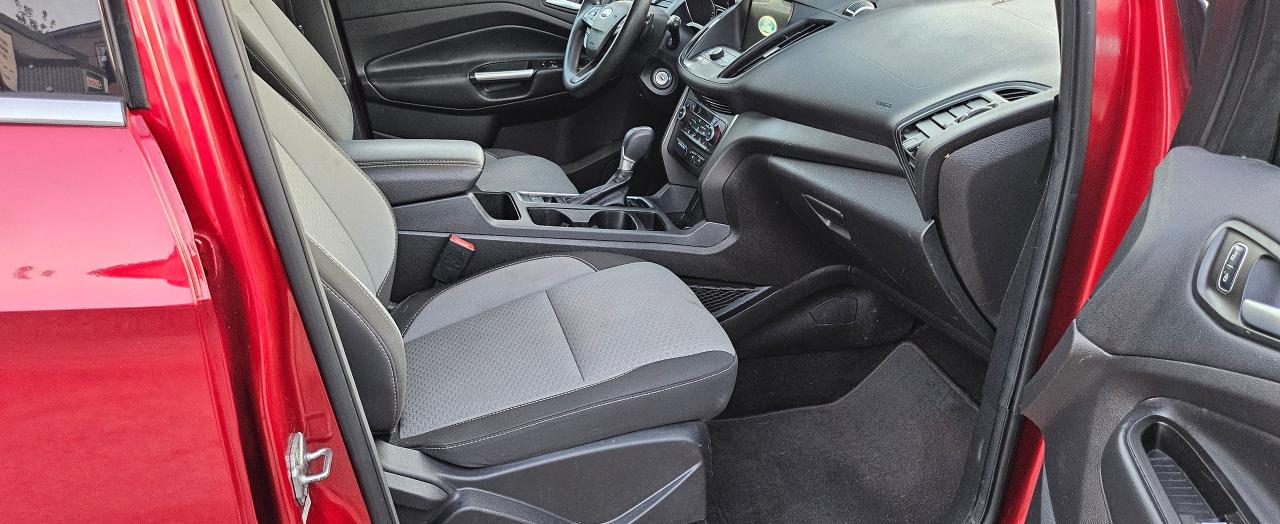 2017 Ford Escape 4WD 4dr SE - Photo #9