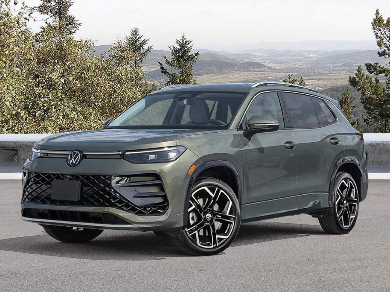New 2025 Volkswagen Tiguan Highline R-line for sale in Surrey, BC