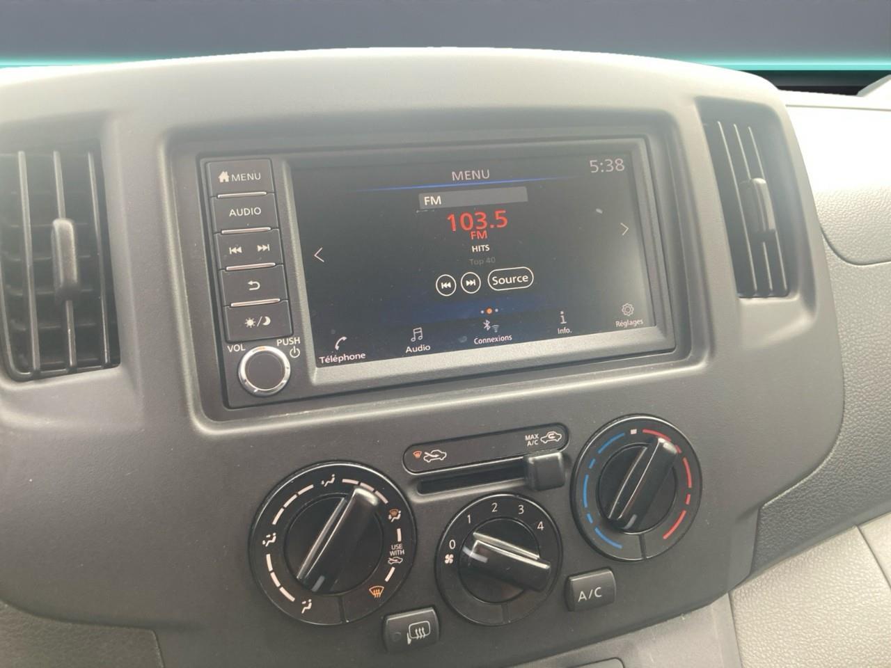 2020 Nissan NV200 LOW KMS - DUAL SLIDING DOORS Photo