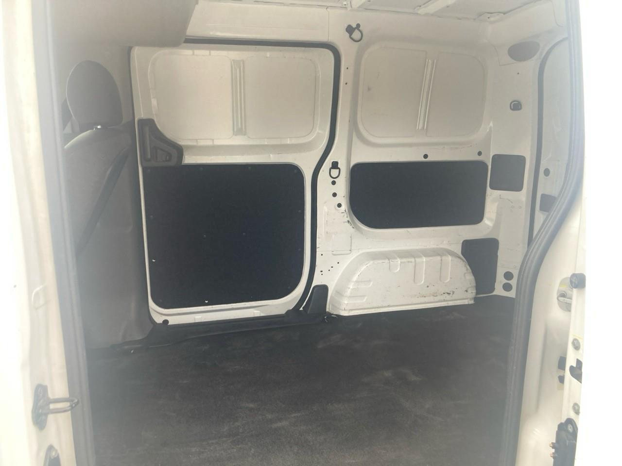 2020 Nissan NV200 LOW KMS - DUAL SLIDING DOORS Photo