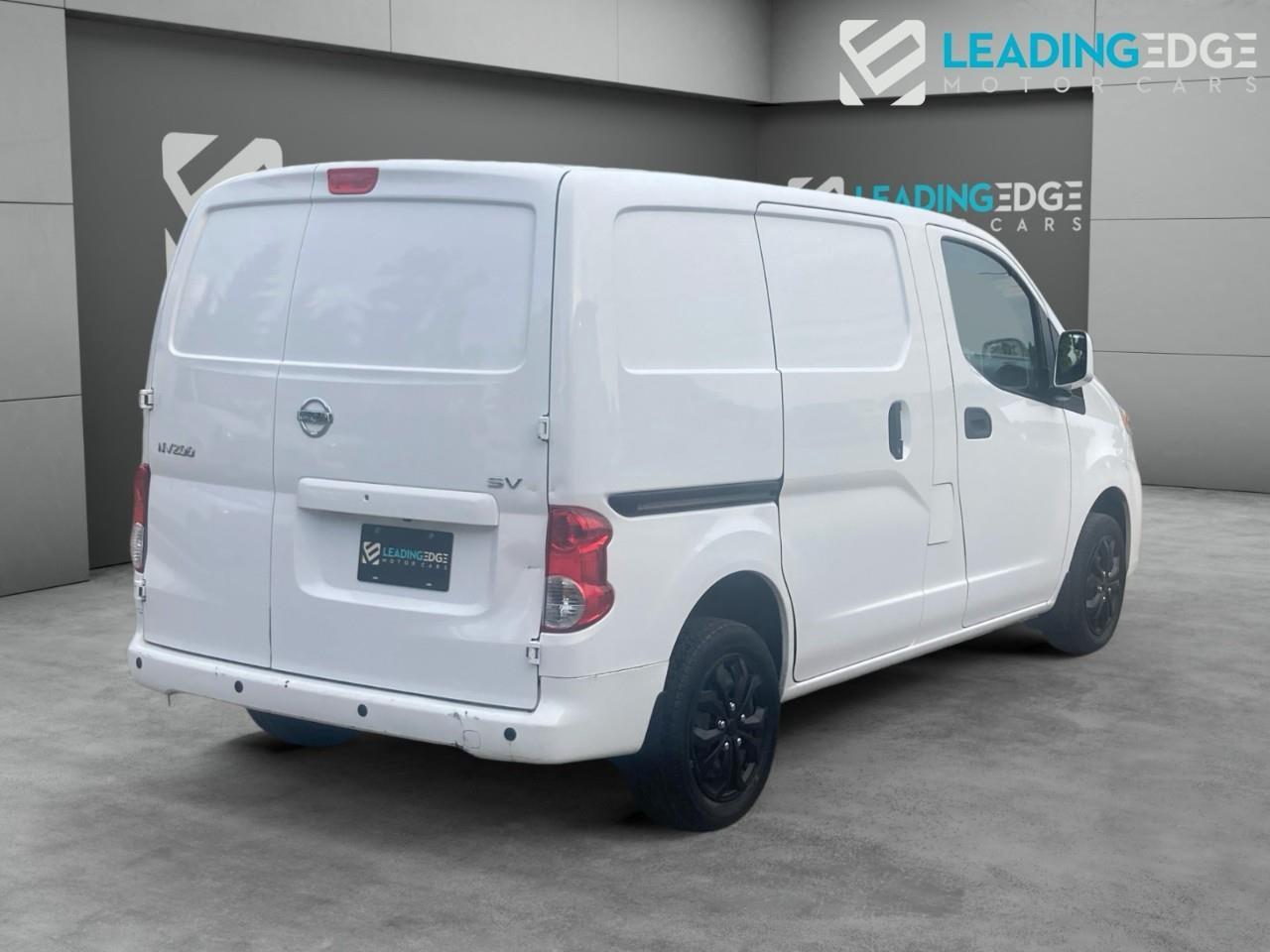 2020 Nissan NV200 LOW KILOMETRES Photo2