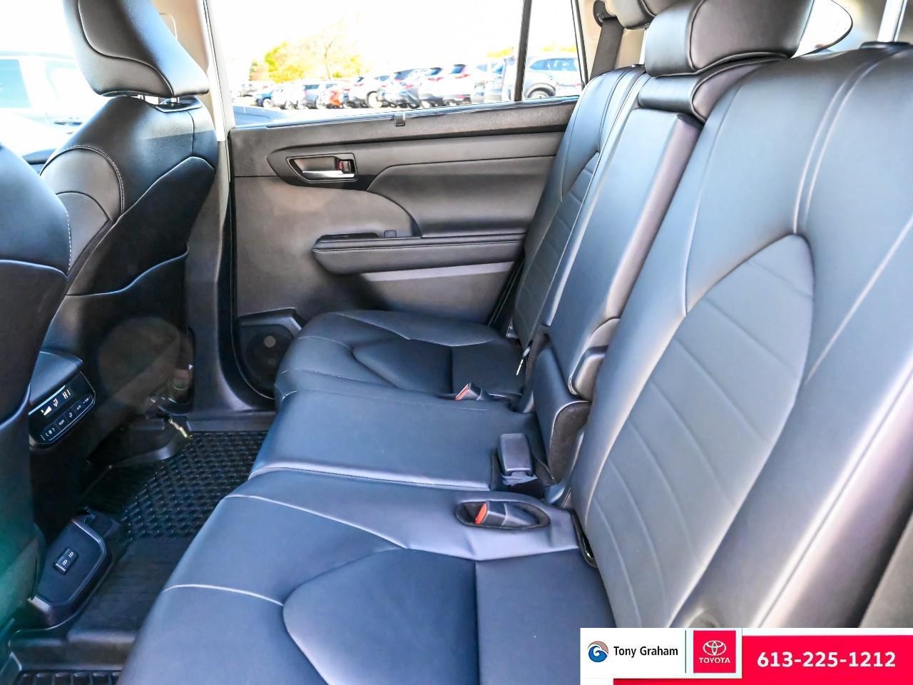 2024 Toyota Highlander XLE Photo