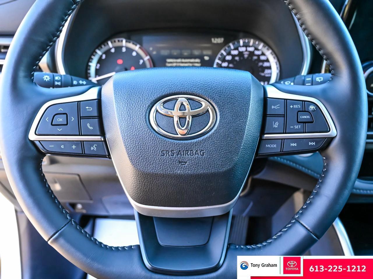 2024 Toyota Highlander XLE Photo