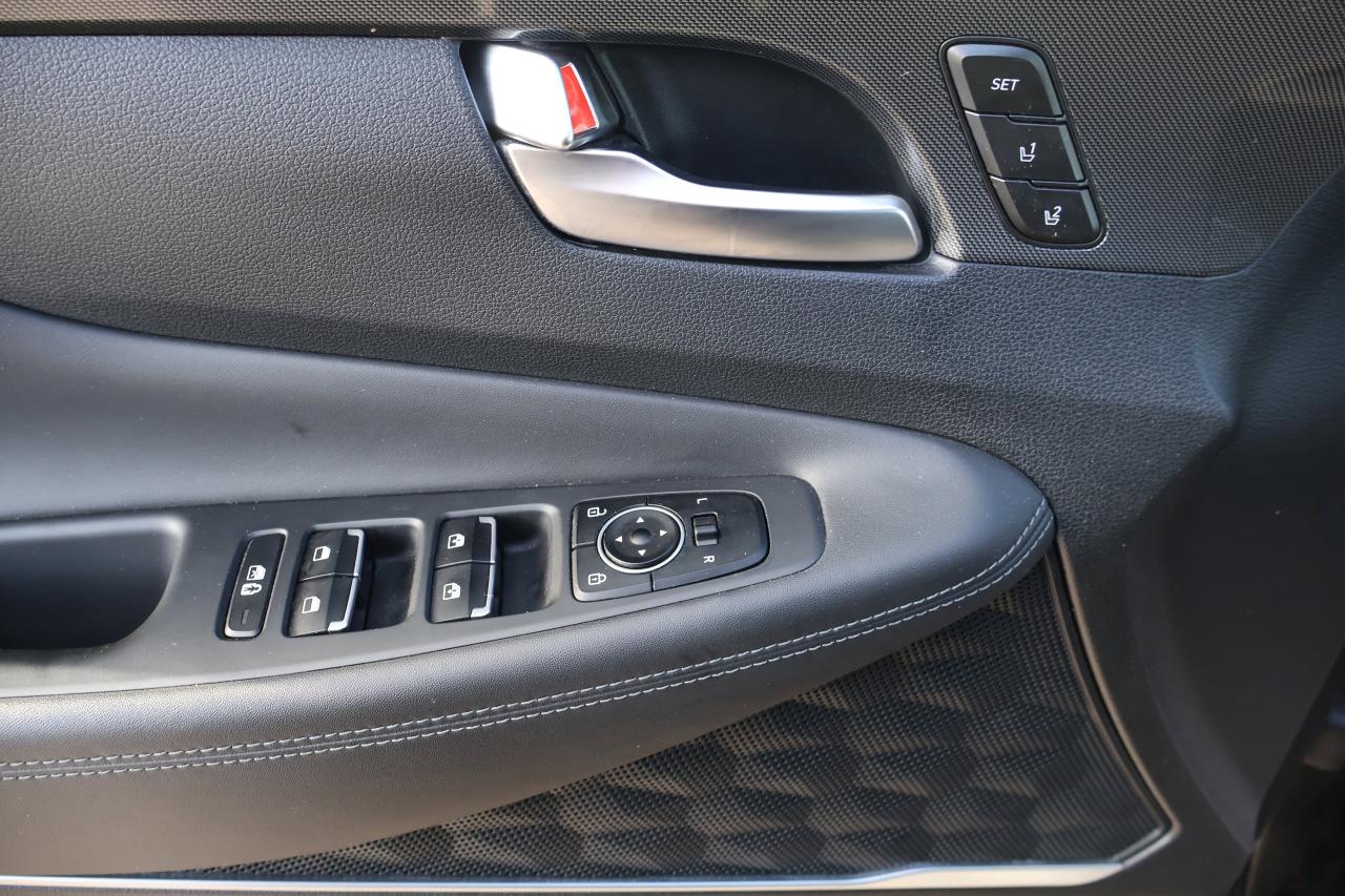 2022 Hyundai Santa Fe Plug-In Hybrid Luxury | | Sunroof | Photo