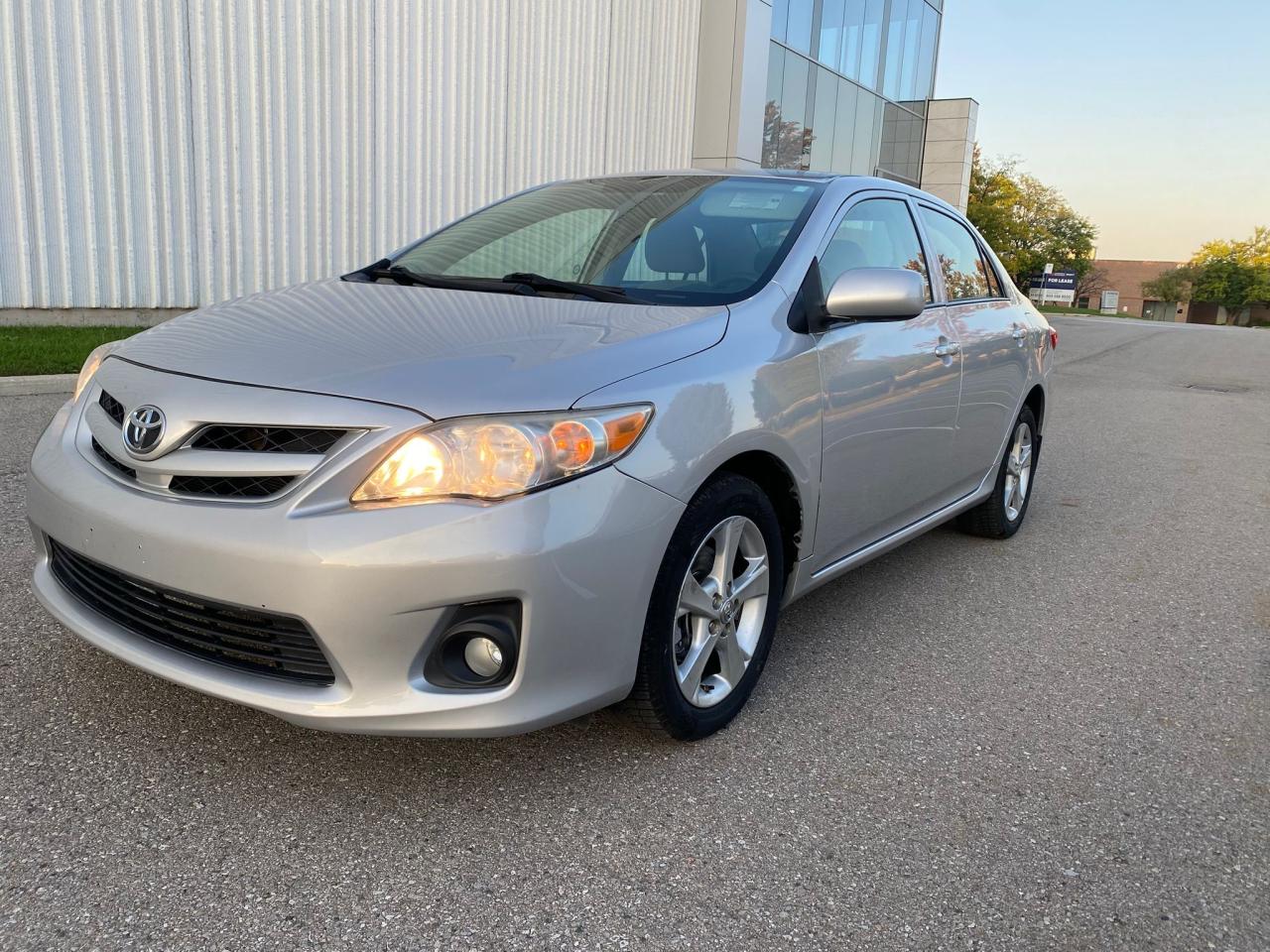 2011 Toyota Corolla LE - Photo #3