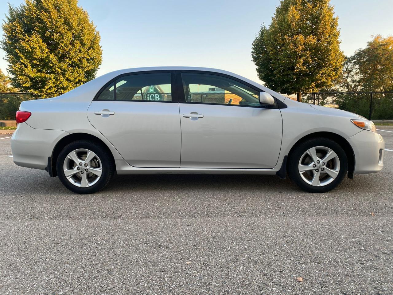 2011 Toyota Corolla LE - Photo #7