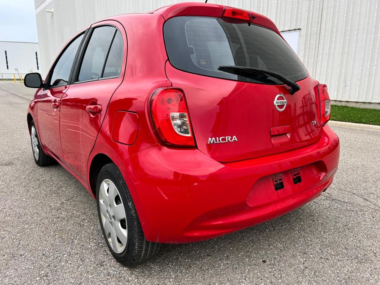 2016 Nissan Micra SV - Photo #9