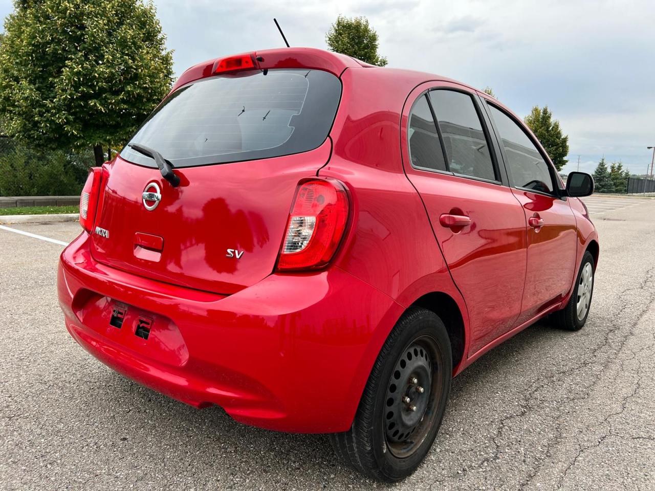 2016 Nissan Micra SV - Photo #6