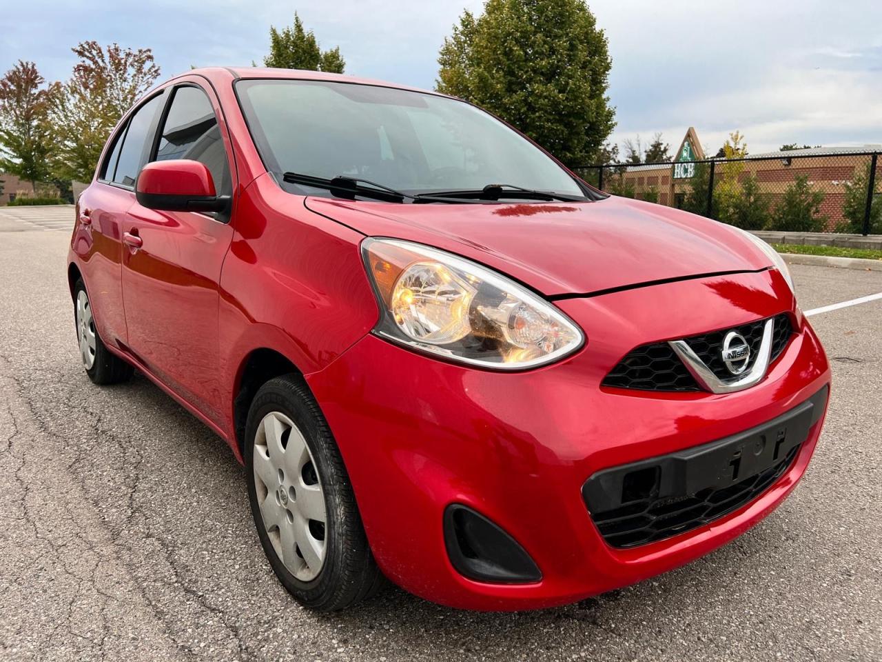 2016 Nissan Micra SV Photo3