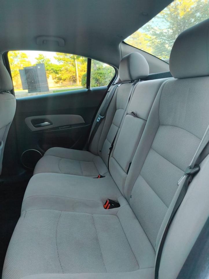 2012 Chevrolet Cruze 4dr Sedan Eco w/1SA Photo