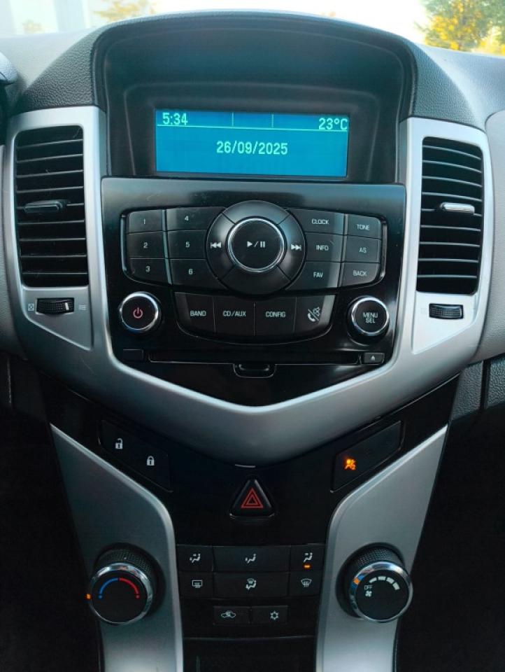 2012 Chevrolet Cruze 4dr Sedan Eco w/1SA Photo