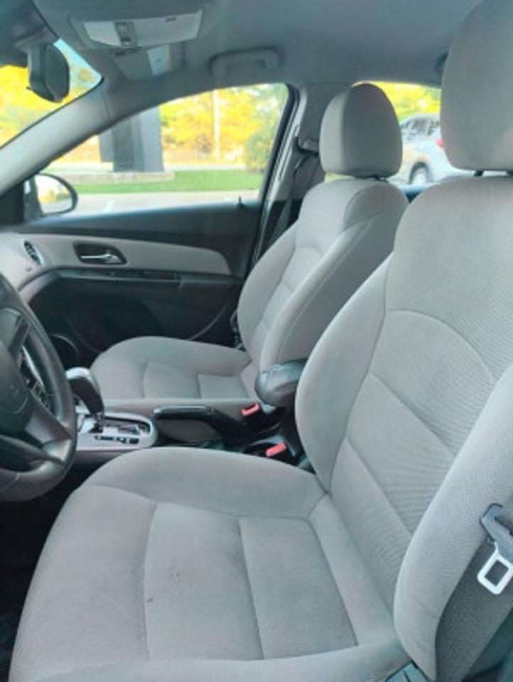 2012 Chevrolet Cruze 4dr Sedan Eco w/1SA Photo